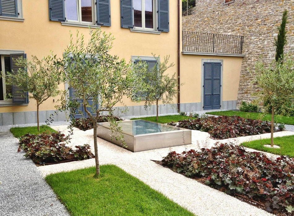 Inner court in Bergamo